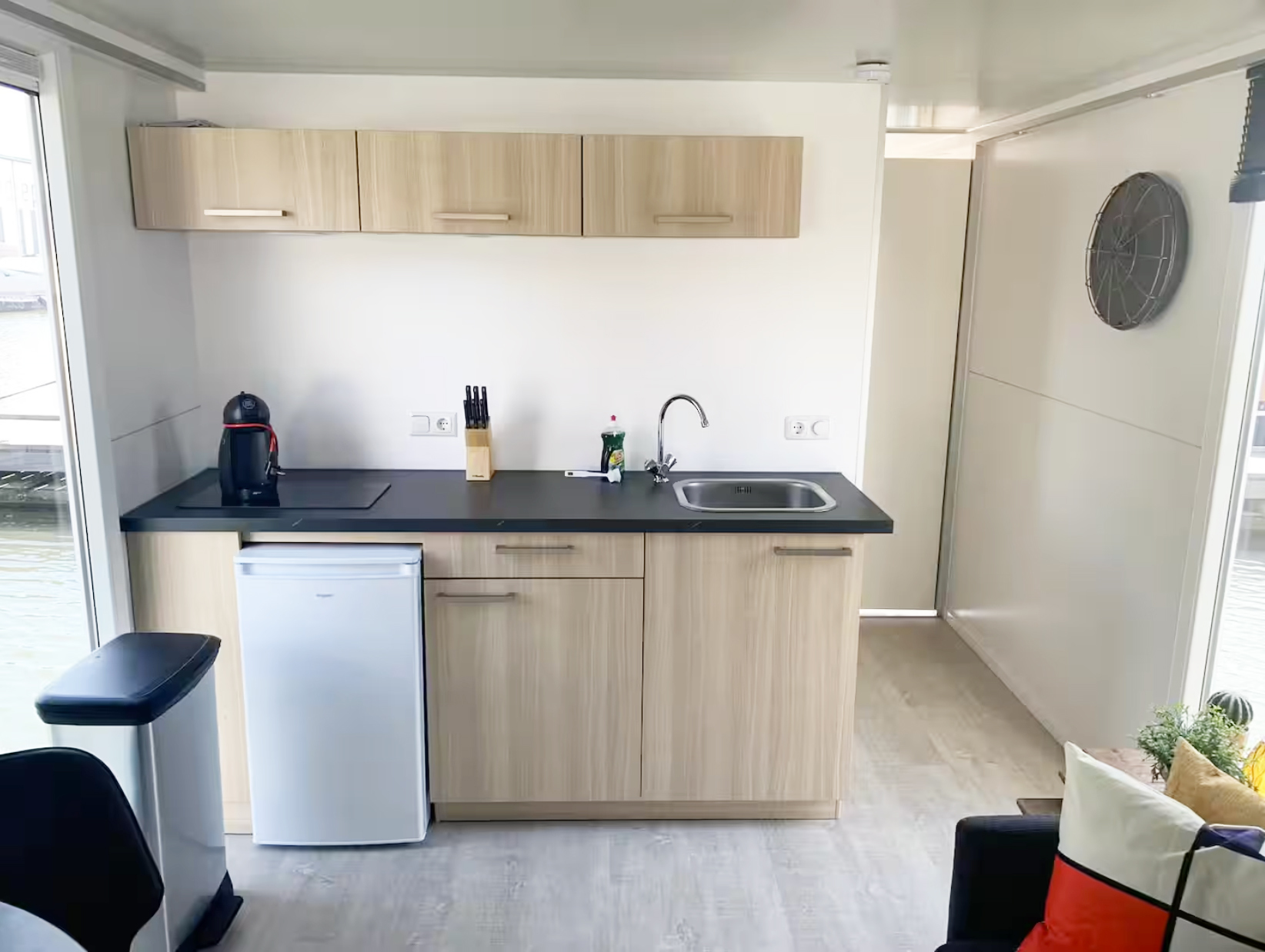 Havenlodge Houseboat 2018