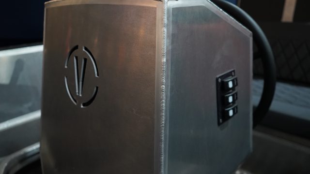 Van Vossen 600 Tender & ZONDAGS GEOPEND