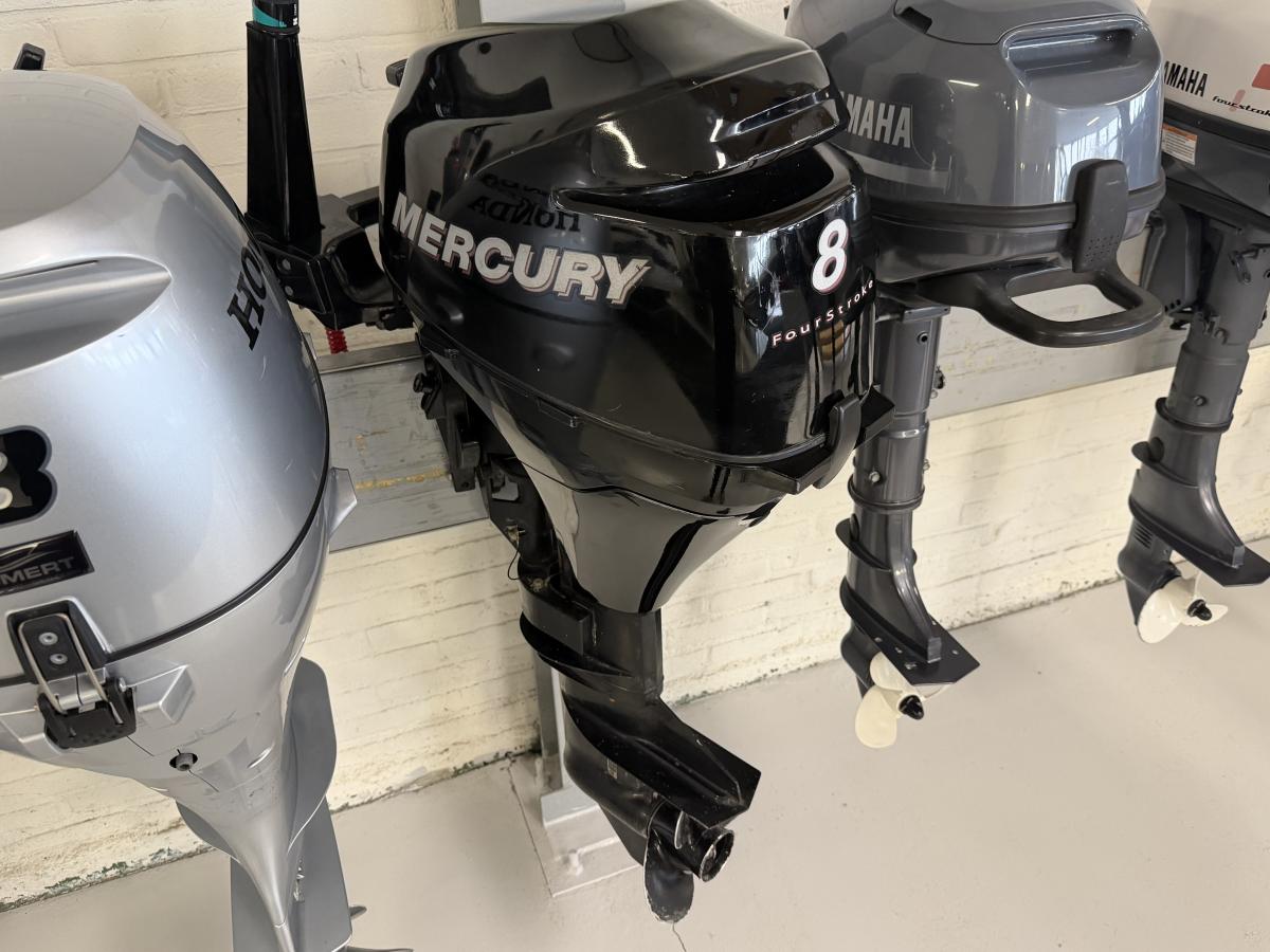 Mercury F8 Fourstroke