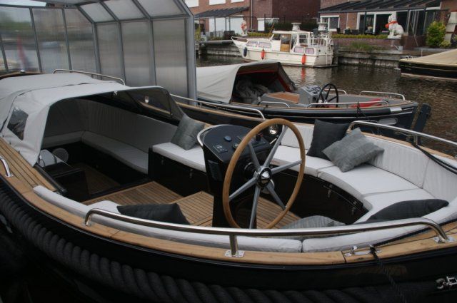 Seafury 900 Soft-top