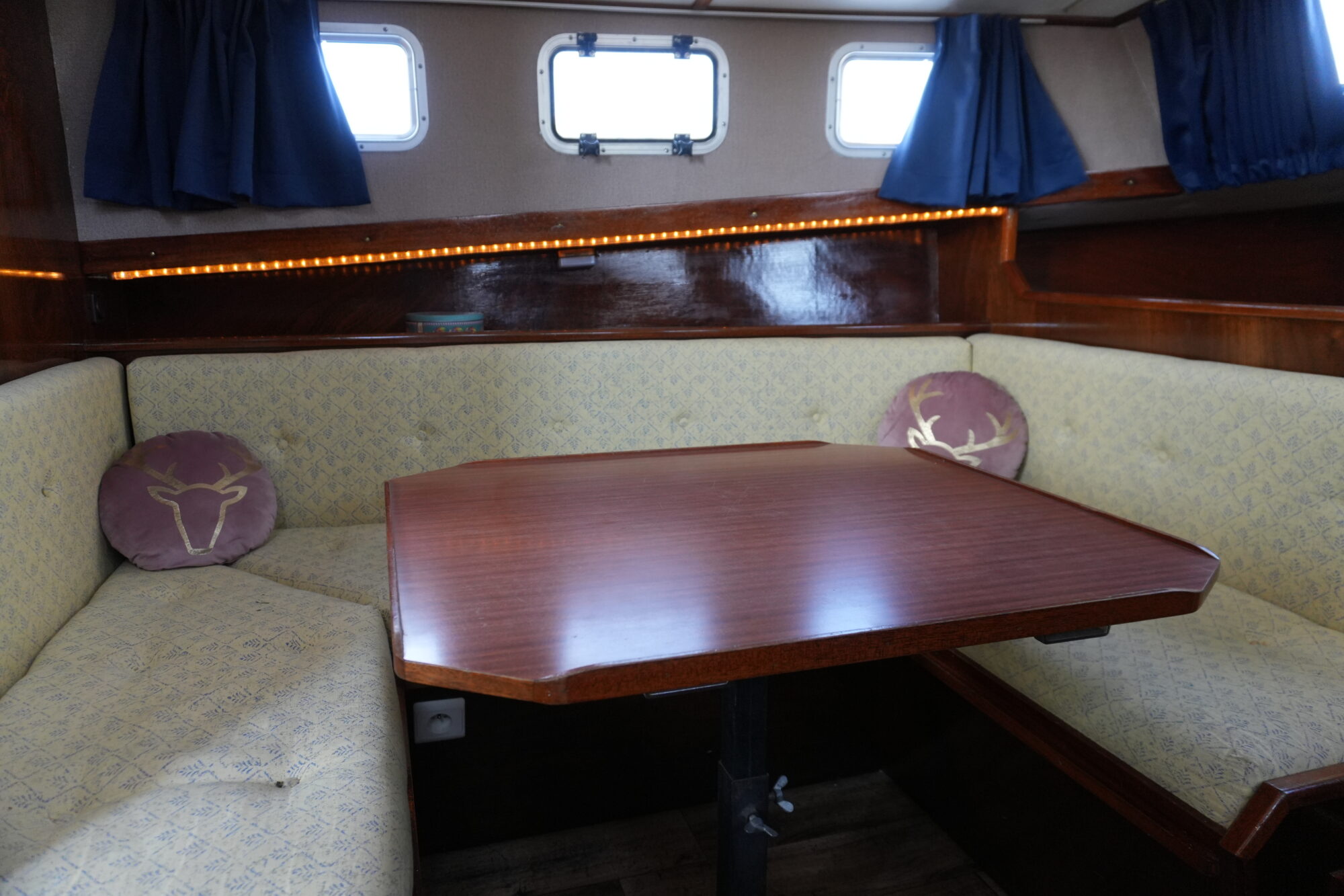 Curtevenne 10.50 AK Cabrio