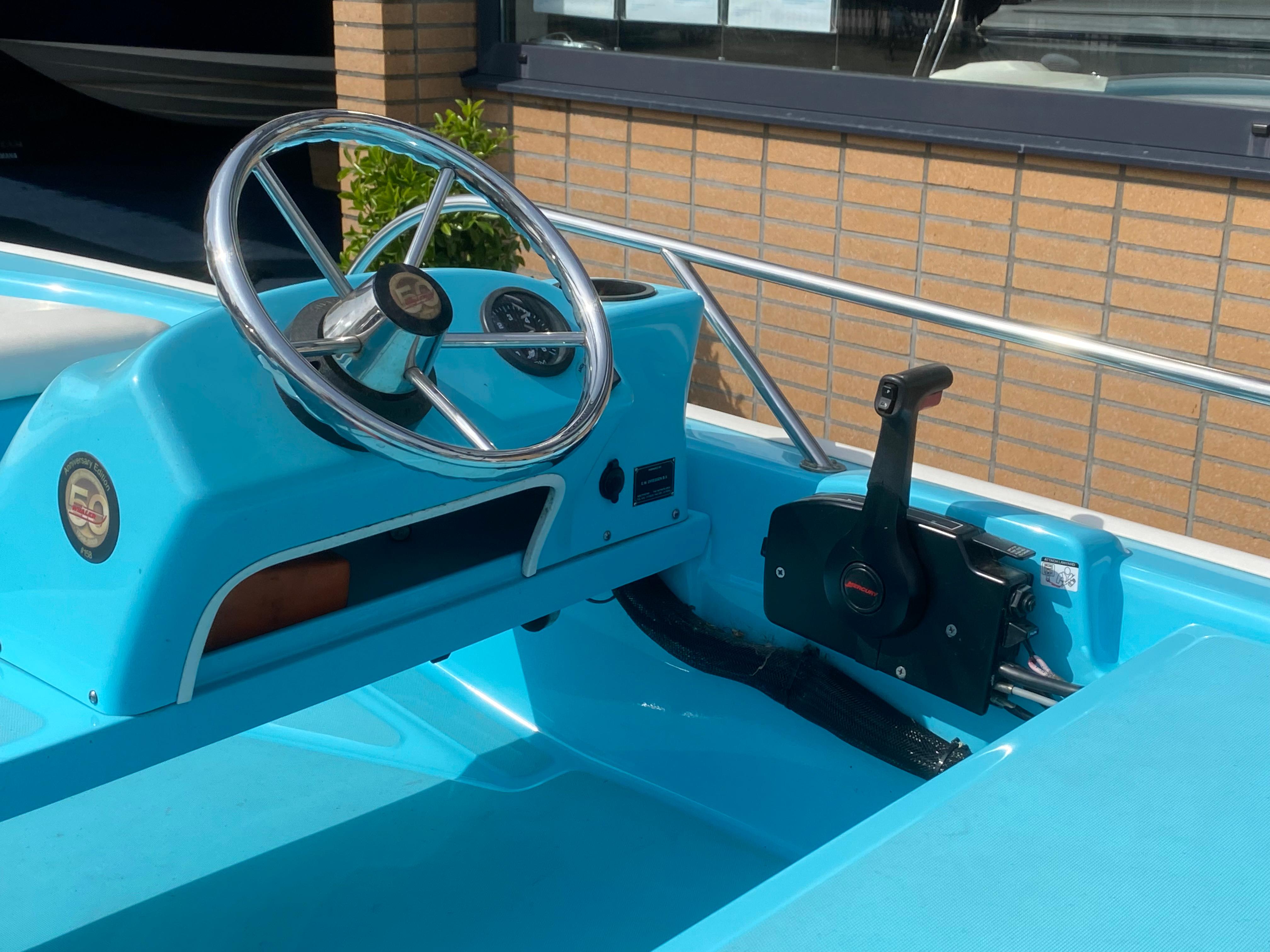 Boston Whaler 130 Sport 50 Anniversary