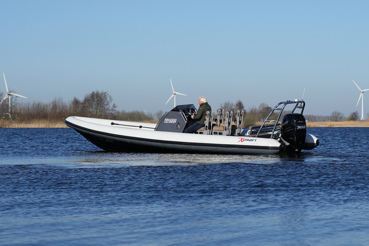 X-Craft R808