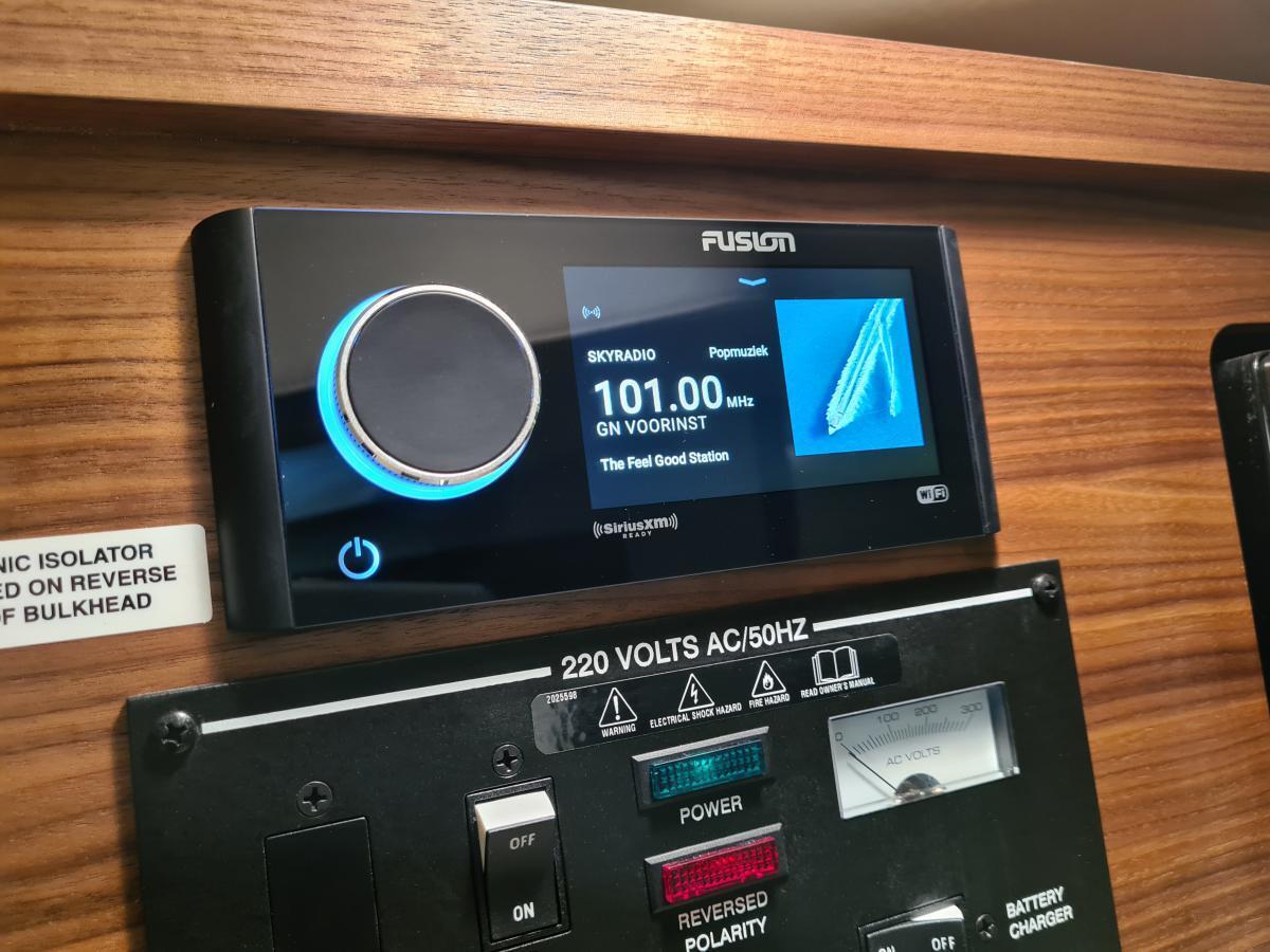 Sea Ray Sundancer 265