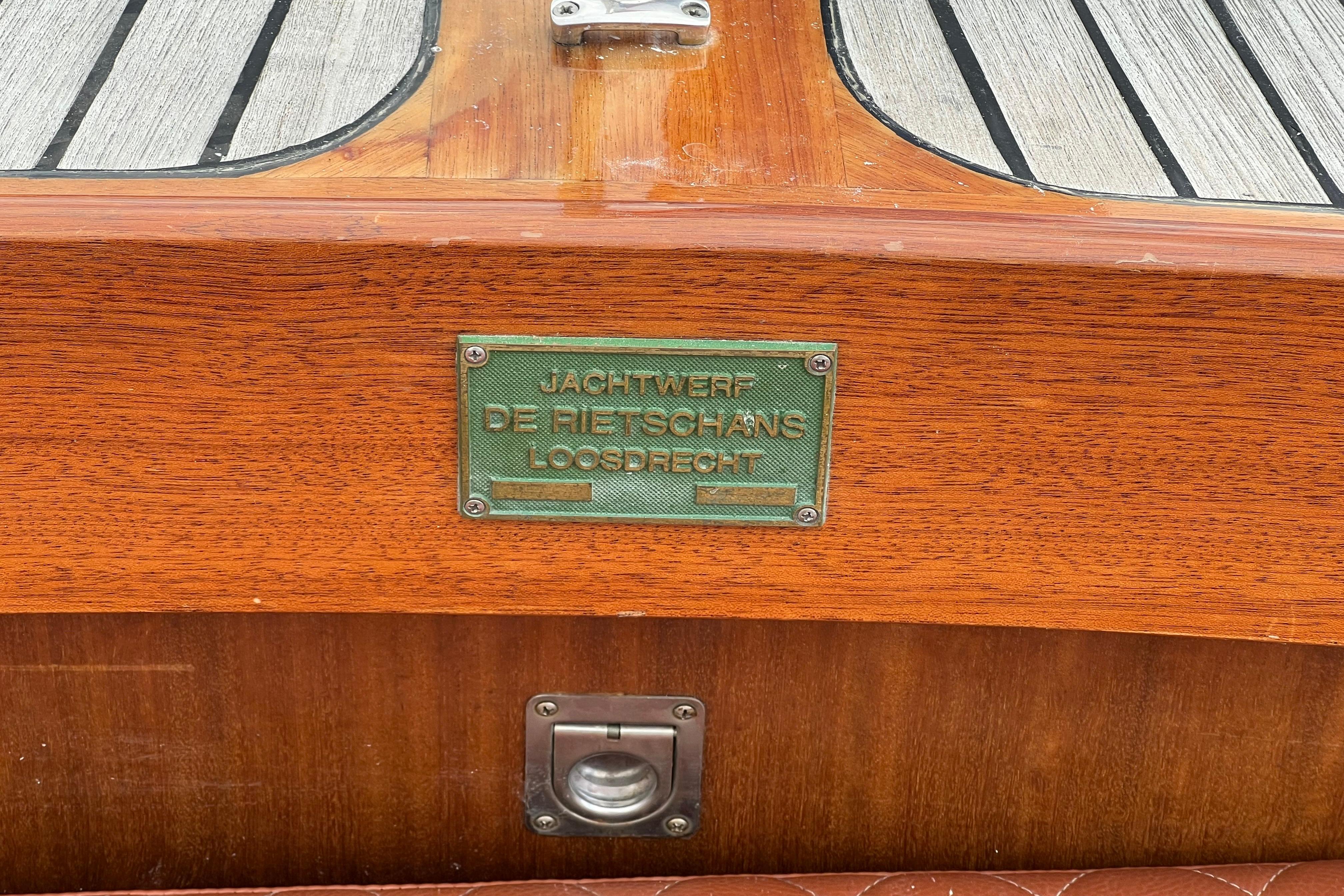 Beaver Yachts 28 Picknick Lounge