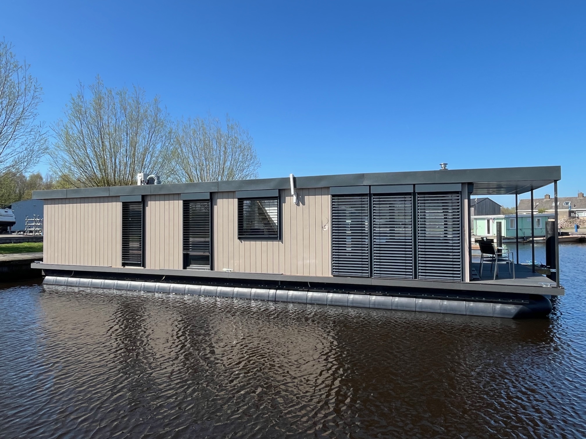 Dock 25 Houseboat 16 X 5 (met Ligplaats)