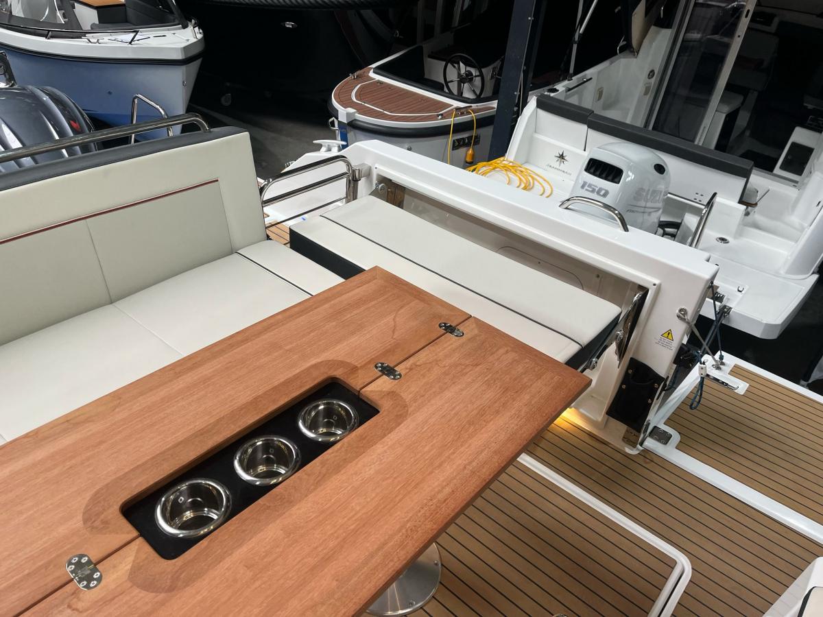 Jeanneau Cap camarat 9.0 WA serie 2