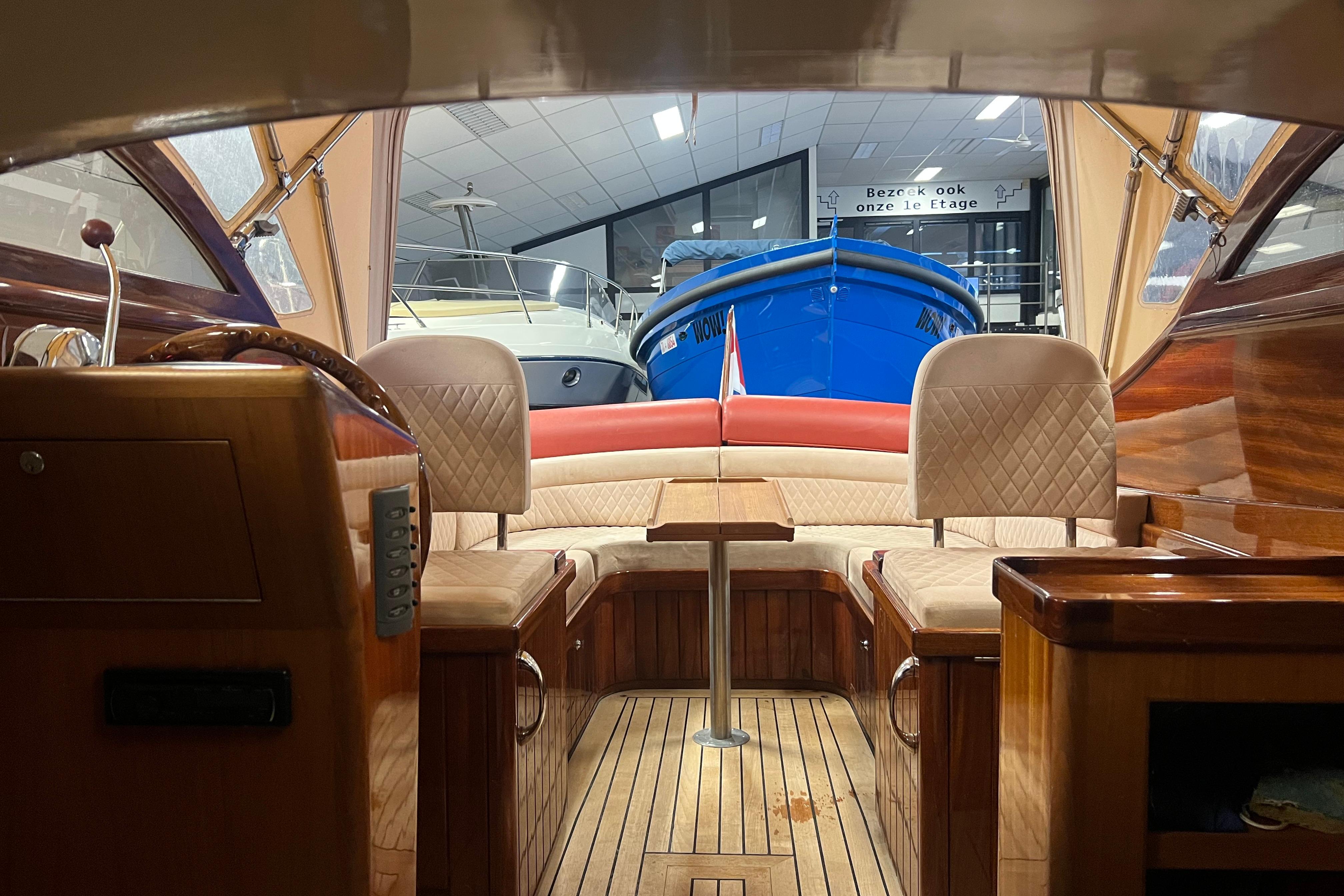 Brandaris Barkas 900 Suite