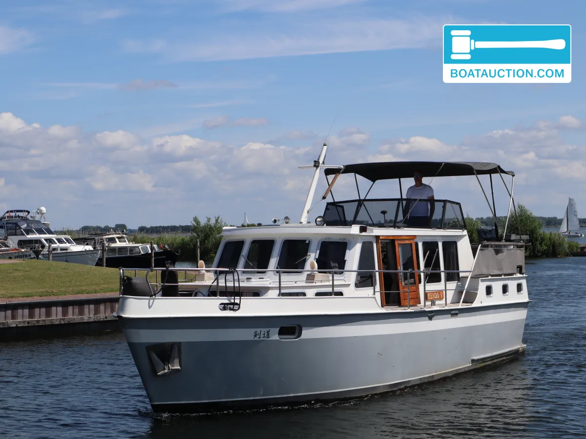 Visserstrawler 1050 hoofdfoto: 1