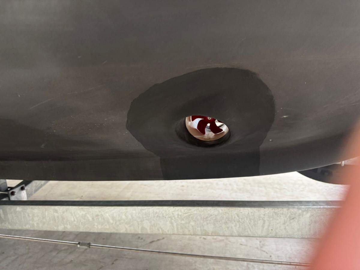 Primeur 710 Tender met Boegschroef