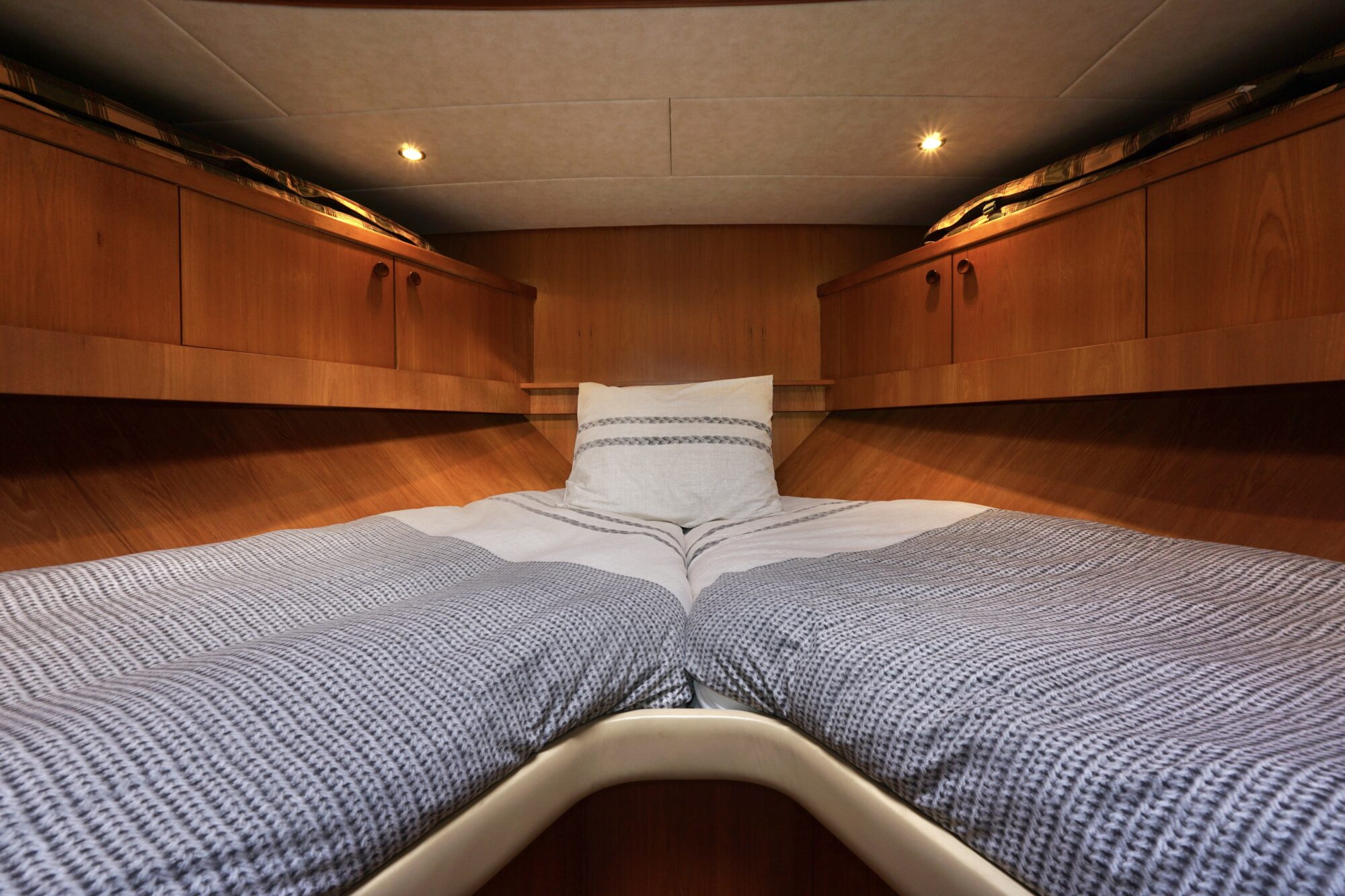 Van den Hoven Exclusive 18.00 VS