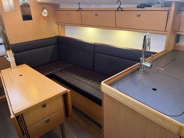 Bavaria 33 Cruiser