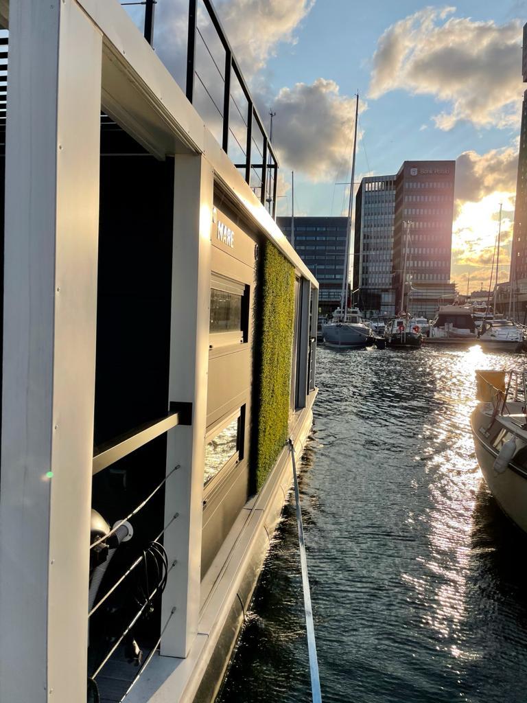 La Mare Houseboat Modern 12 ProLine