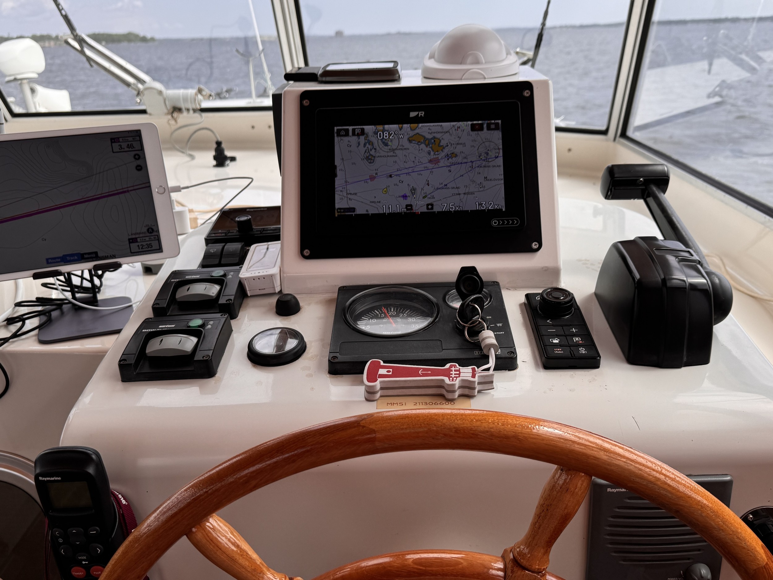 Aquanaut Drifter Trawler 1250 AK