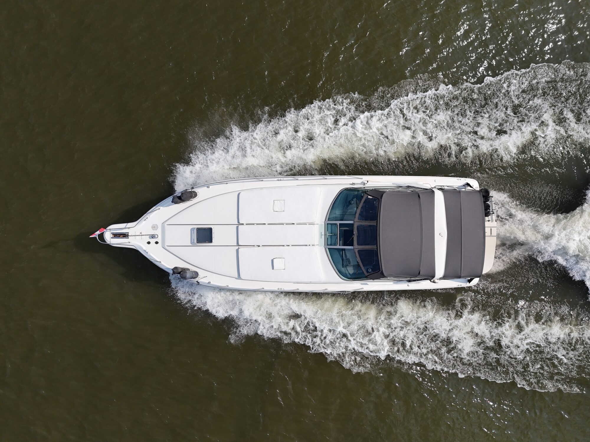 Sea Ray 400 Express Cruiser