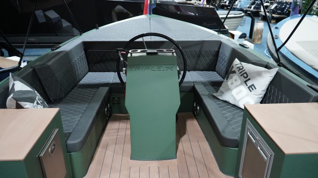 Triple X800 vaarklaar & ZONDAG GEOPEND