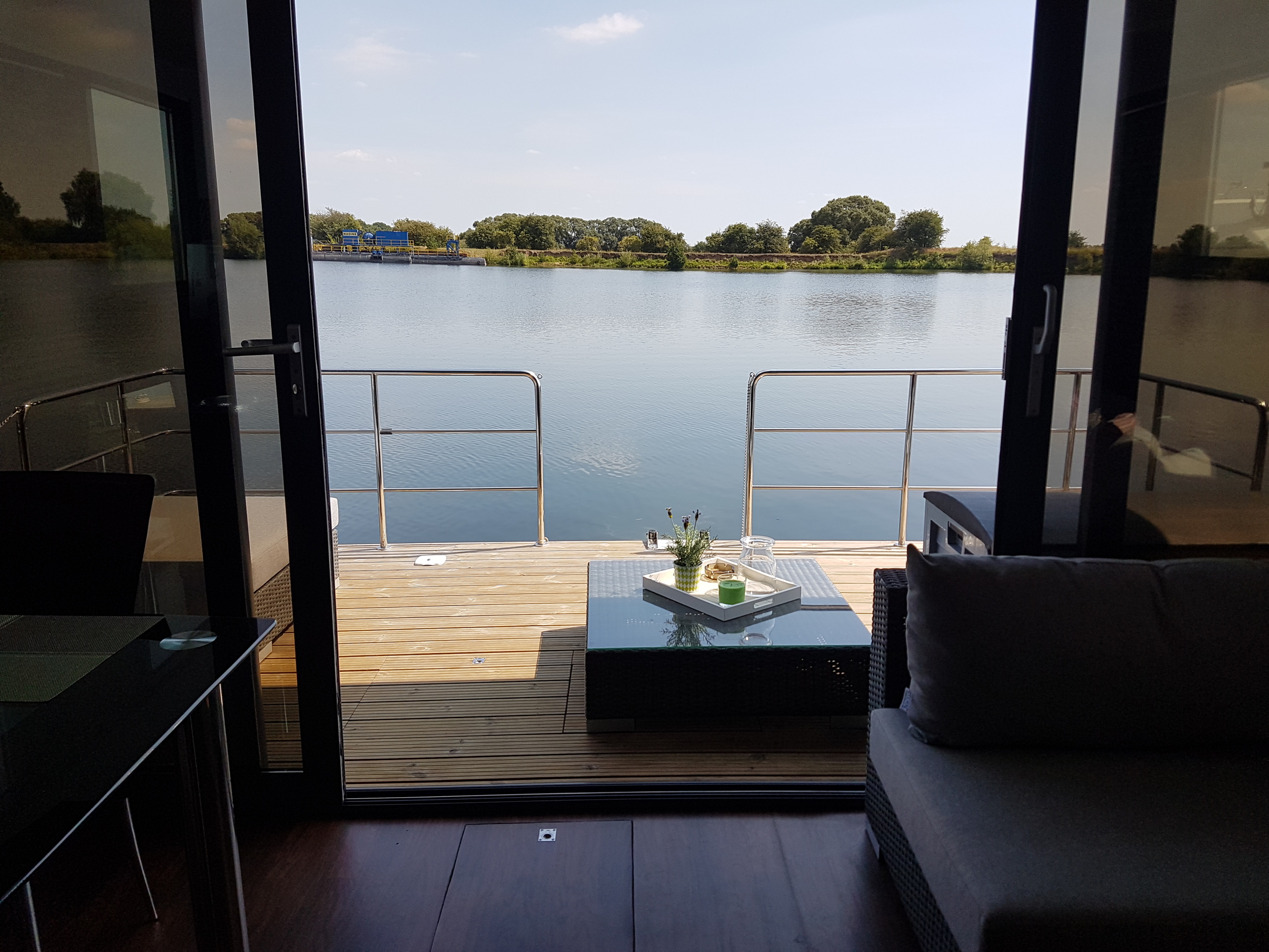 La Mare Houseboat Apartboat XL - NEW