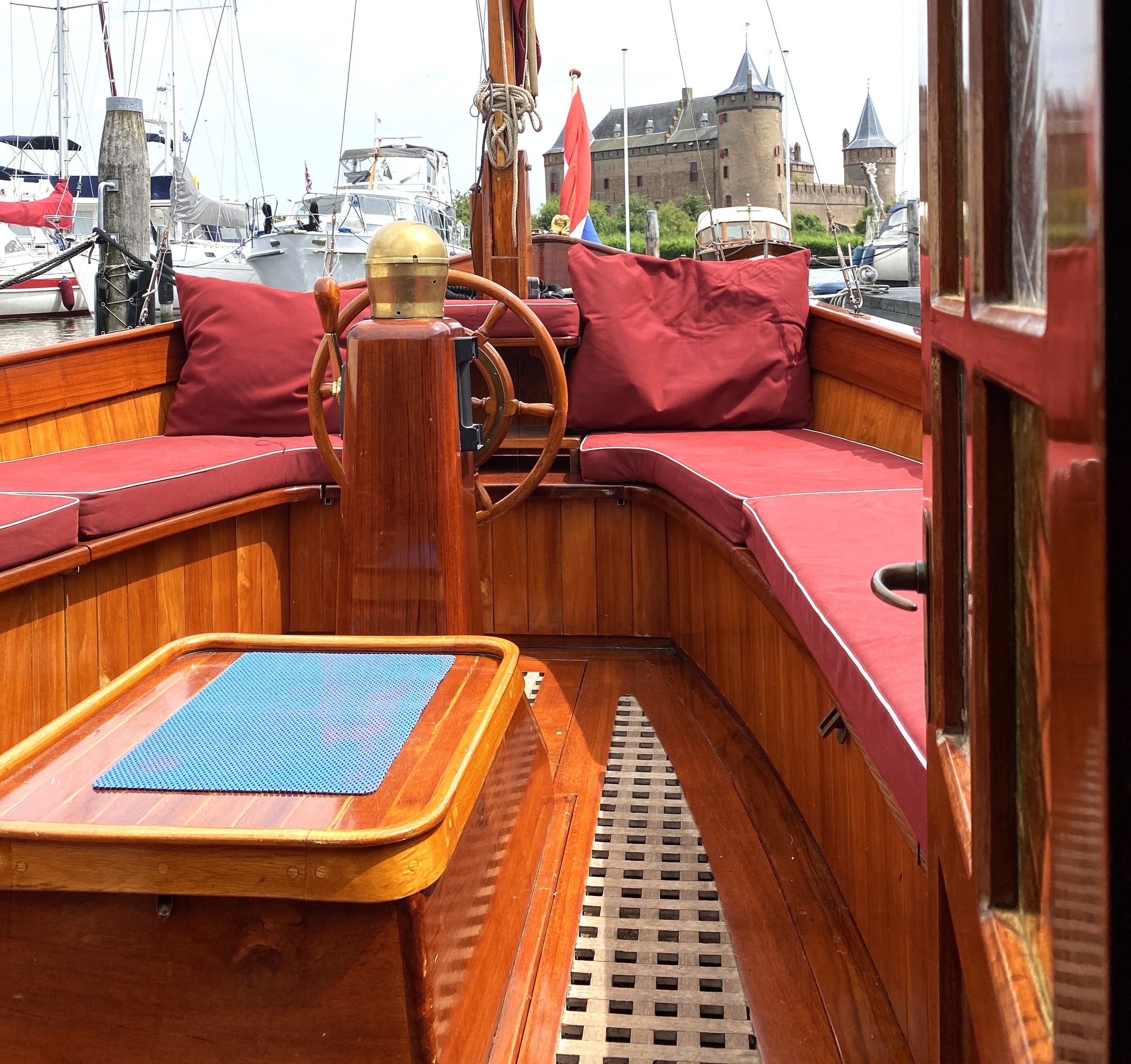 Scherpel Kajuitsloep Teak/ Mahonie