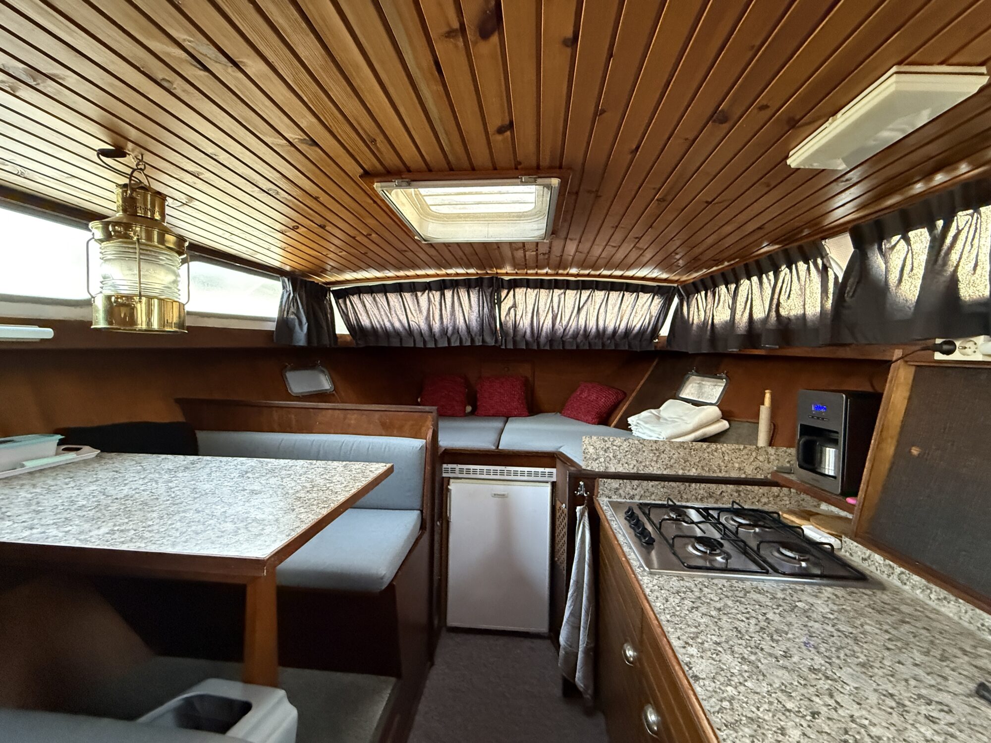 Valkkruiser 12.30 AK Cabrio