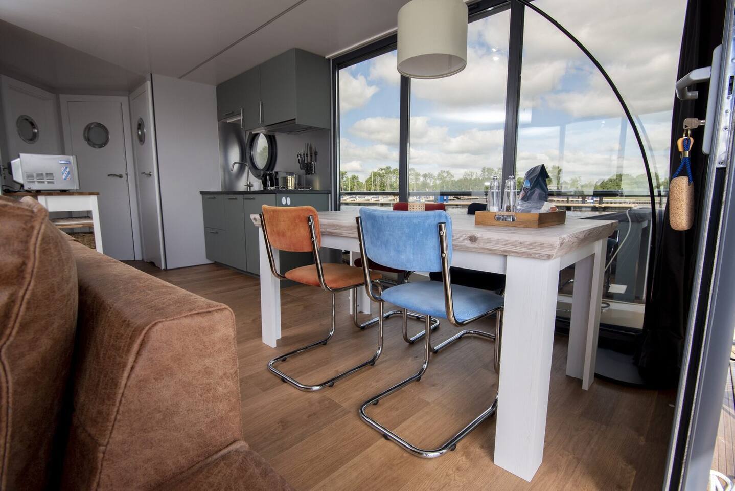 La Mare Houseboat Apartboat XL