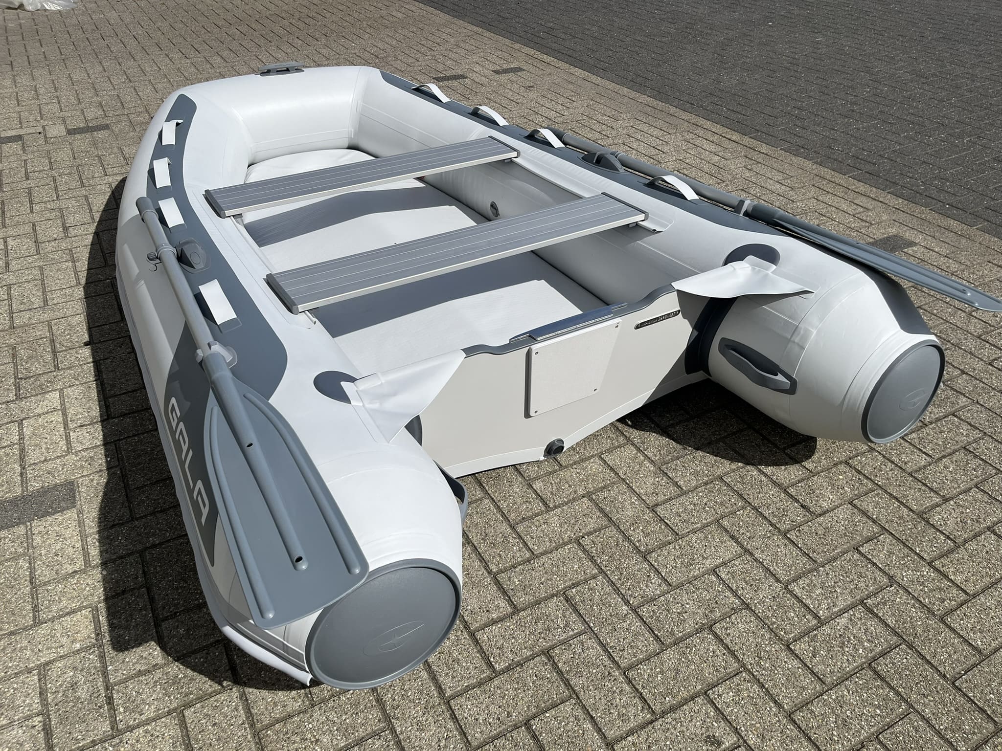 Gala F270A Airdeck