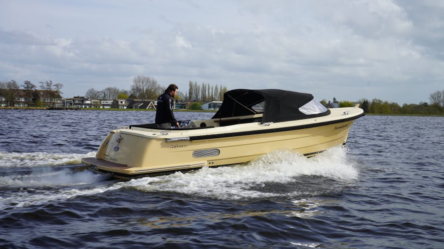 Antaris Motorsloepen Connery 25