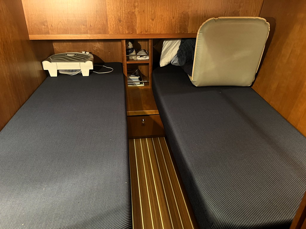 Linssen Grand Sturdy 470 Sedan Wheelhouse