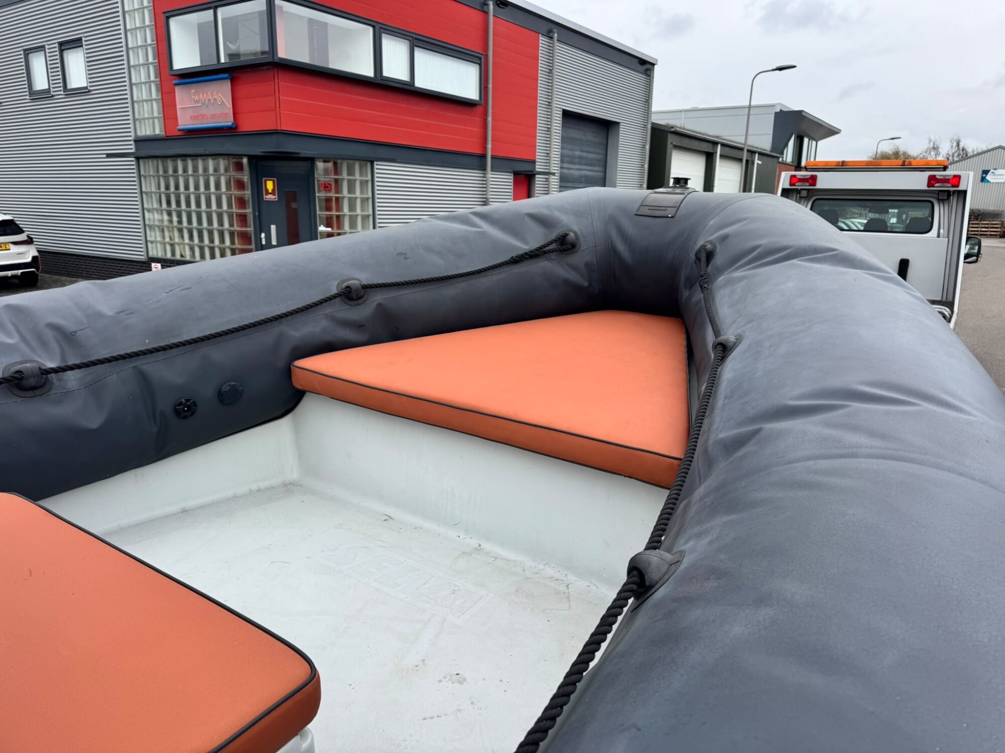 Selva D760C RIB