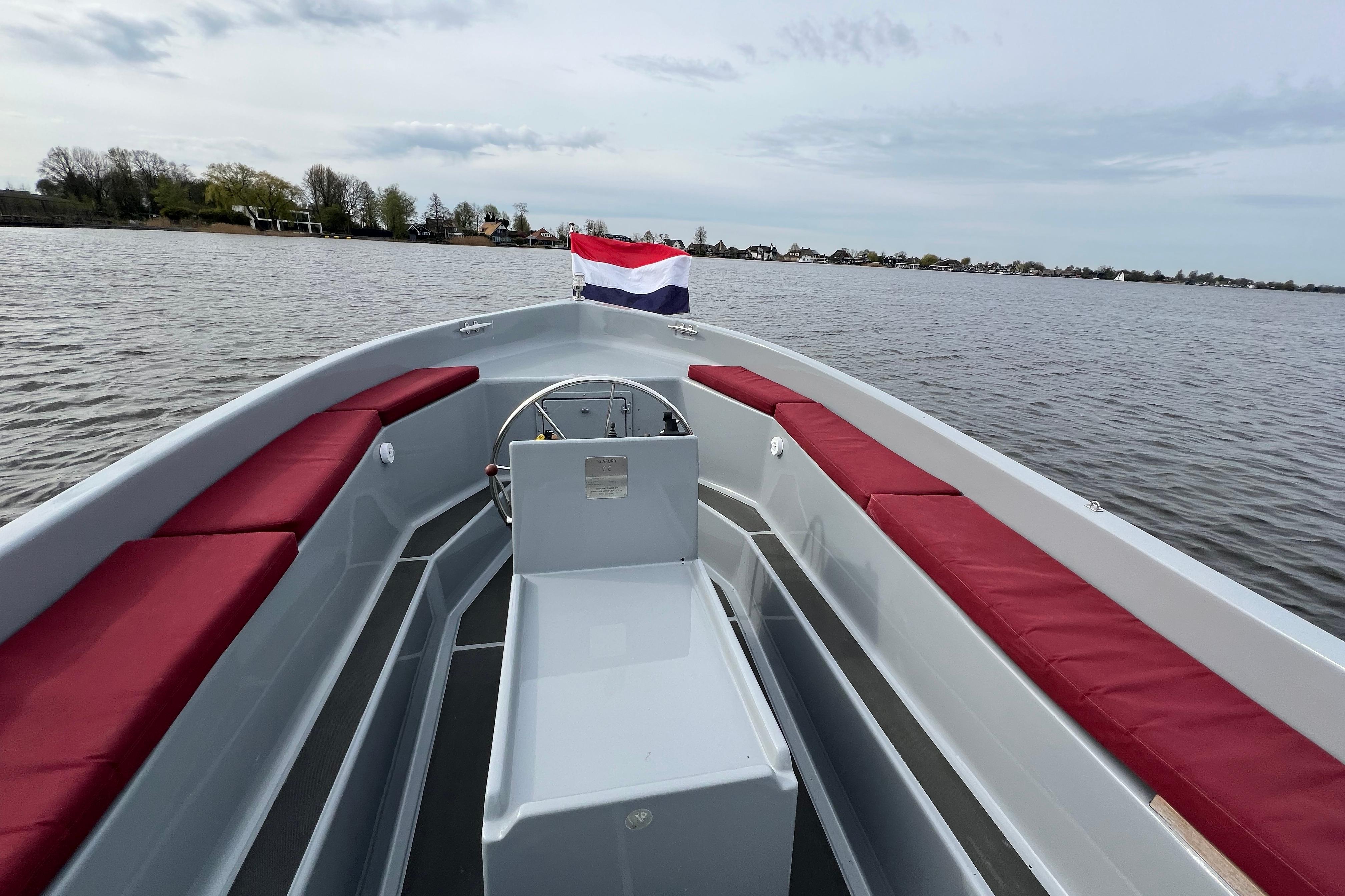 Seafury 730