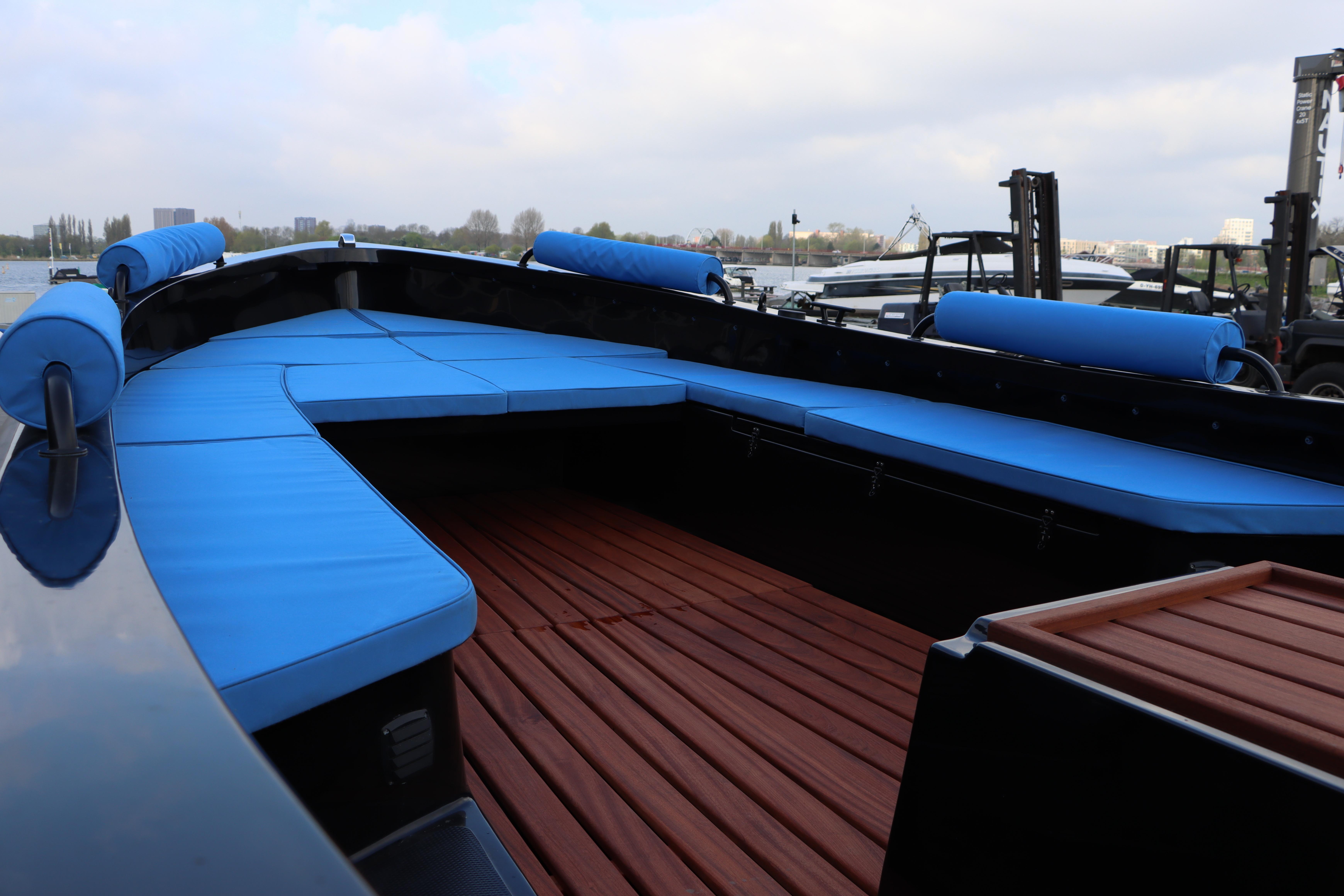 Stormer Lifeboat 75