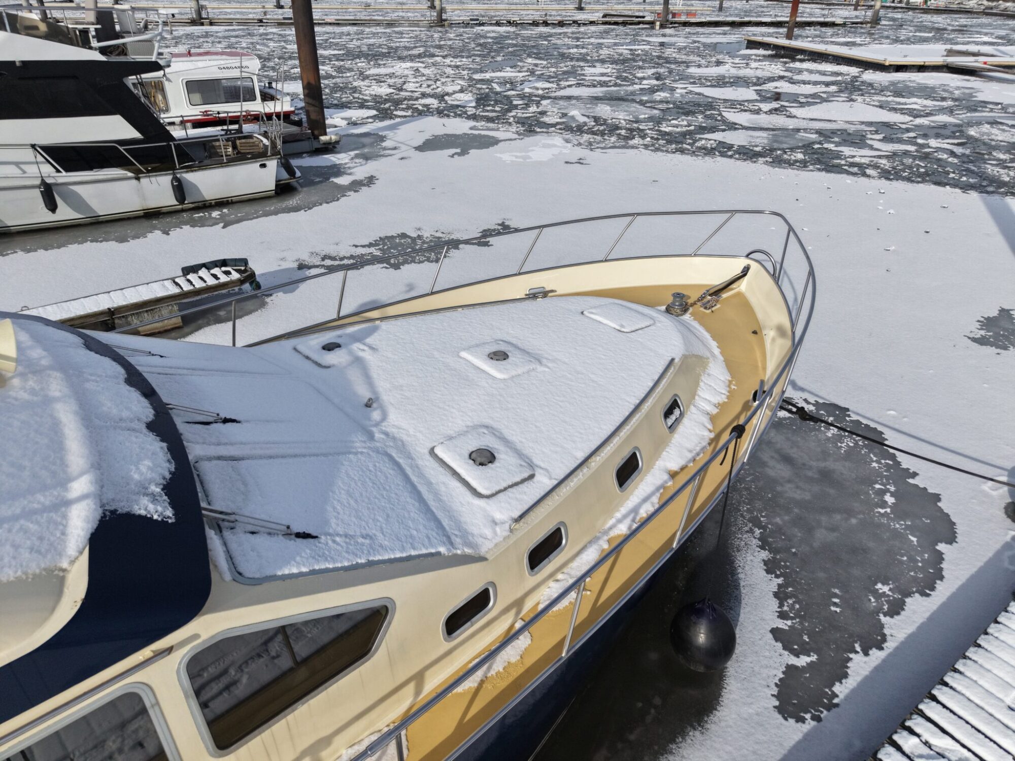 Bruce Roberts Euro 12.00 Flybridge