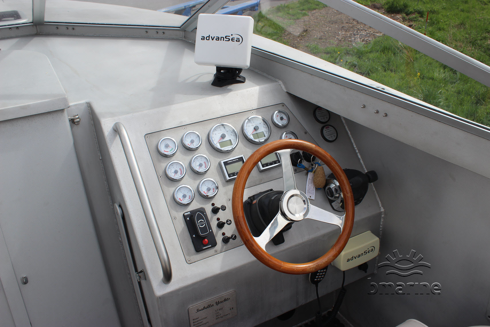 Isabella Yachts ST850