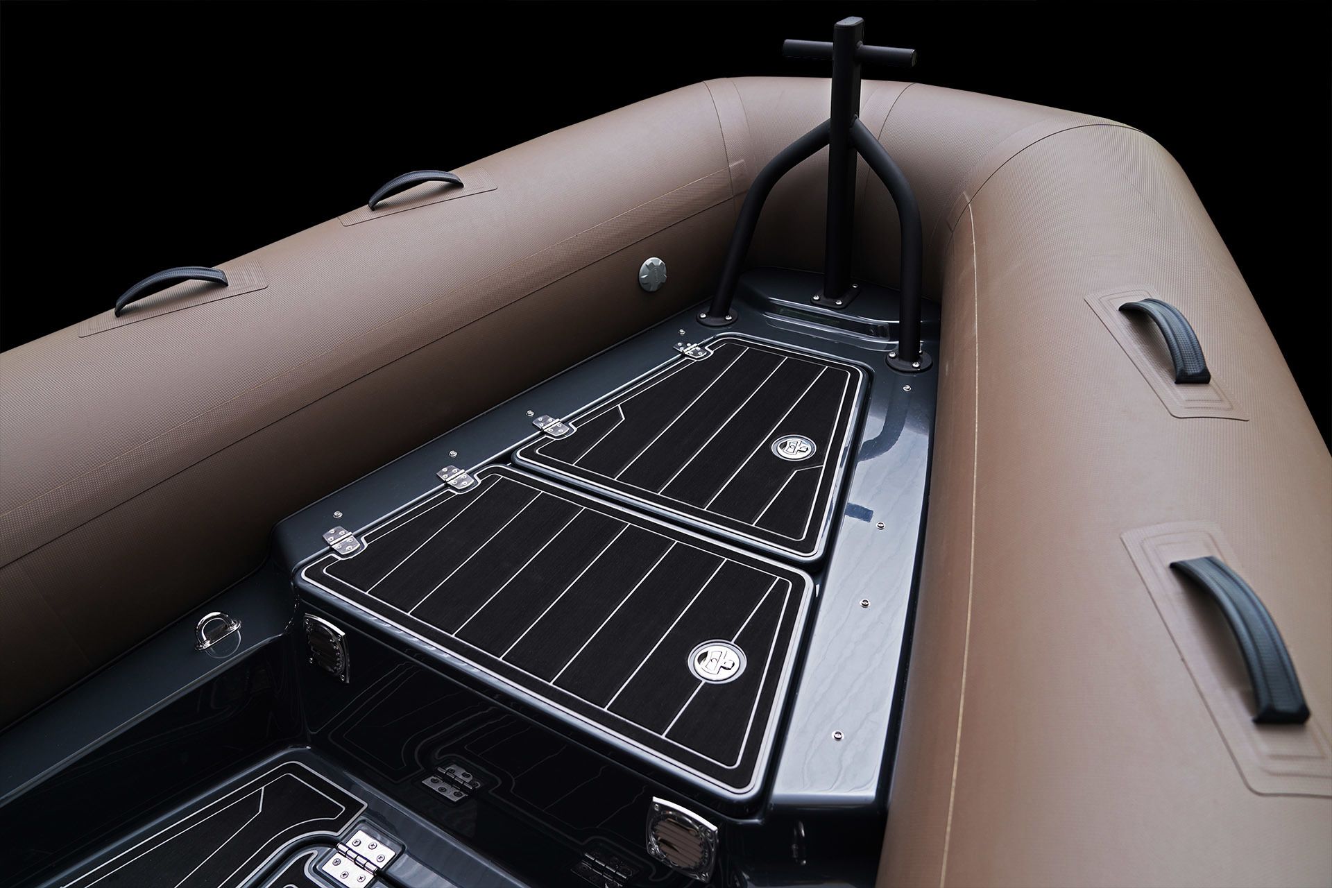Brig Navigator 26