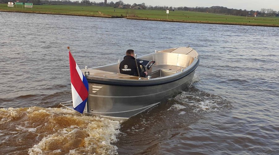 Van Vossen 600 Sloep DE GROOTSTE SLOEPENSHOWROOM VAN NEDERLAND