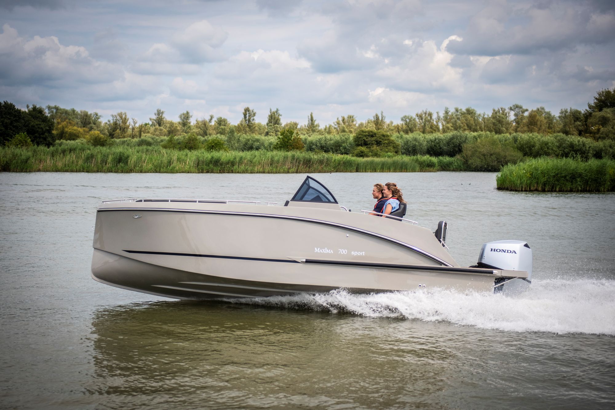 Maxima Boats 700 Sport