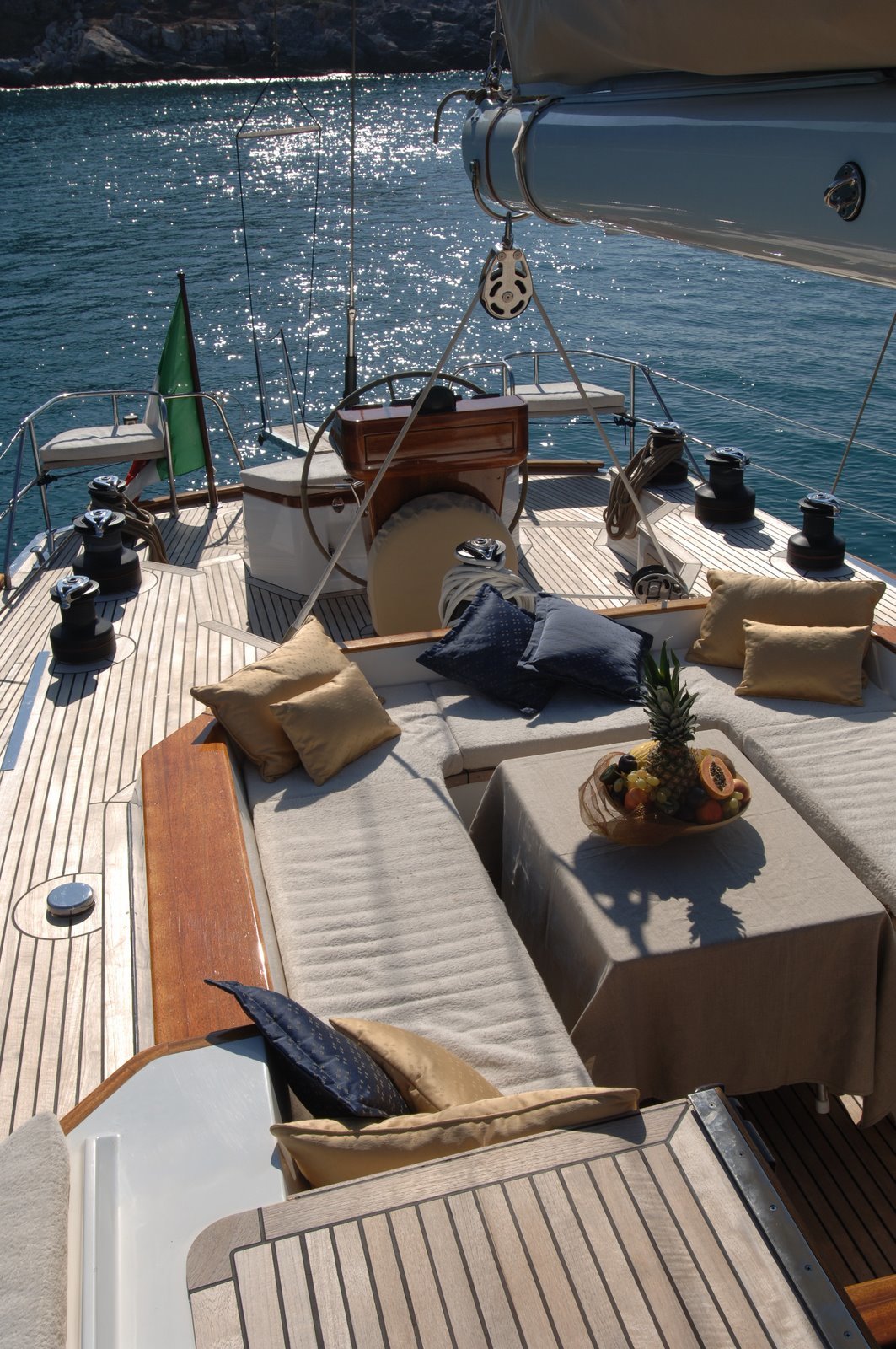 Lagoon Royal Classic 66