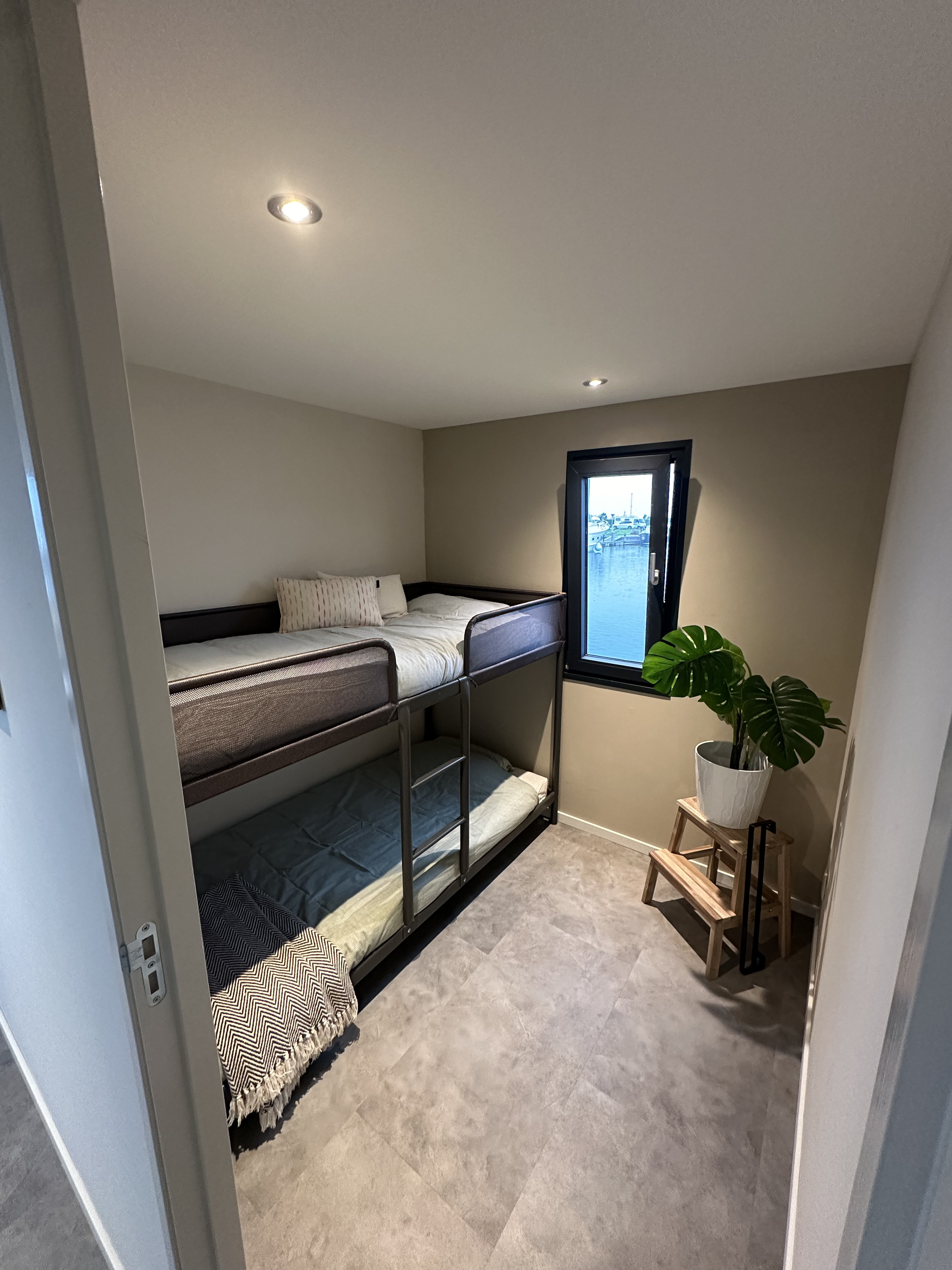 Senso 45 Maritieme Houseboat