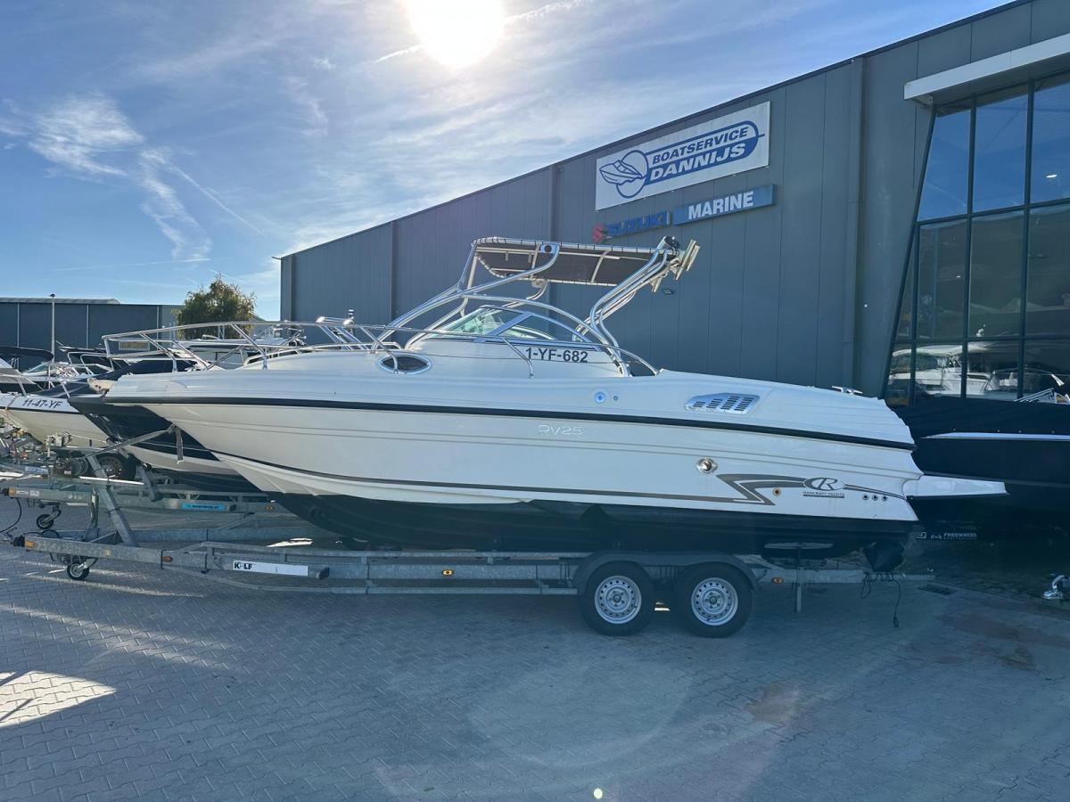 RANCRAFT RM-Yacht Ranieri RV-25 Console boat
