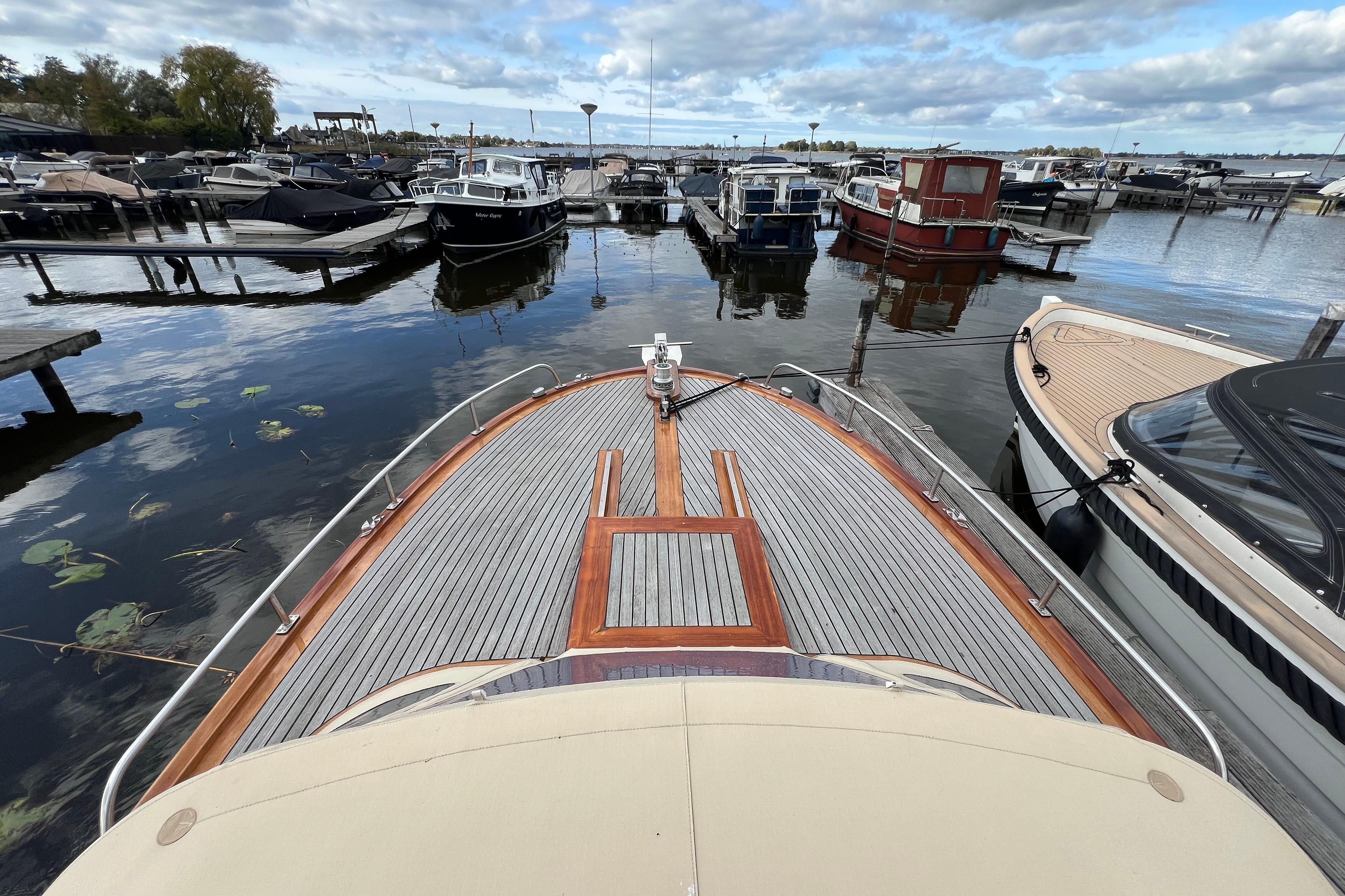 Beaver Yachts 28 Picknick Lounge