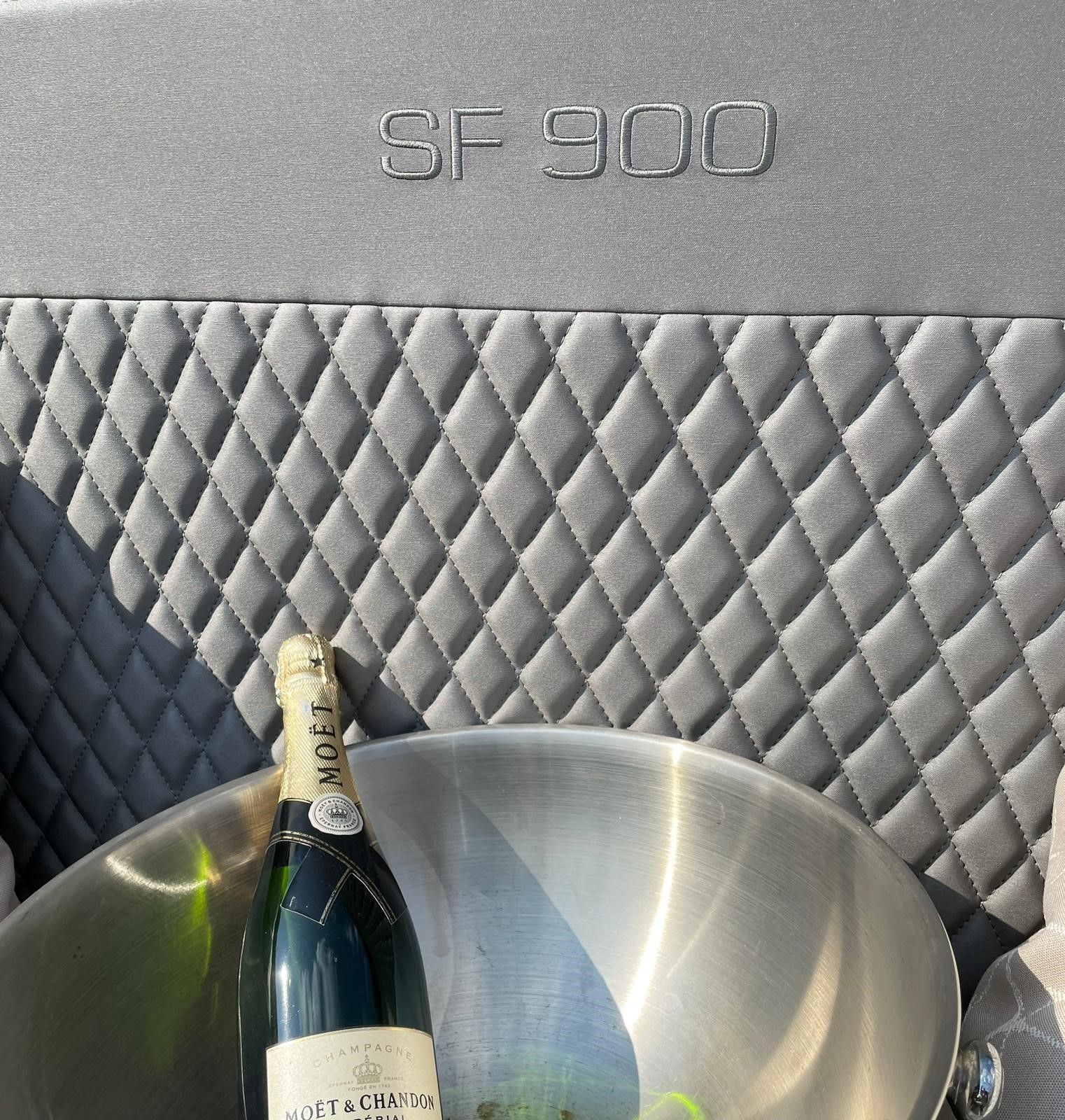 Seafury 900 Soft-top