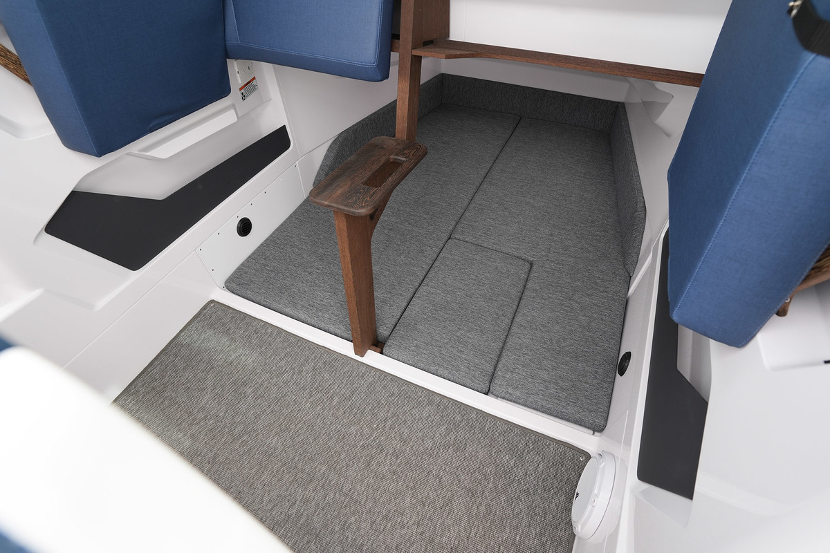 Axopar 29 XC Cross Cabin