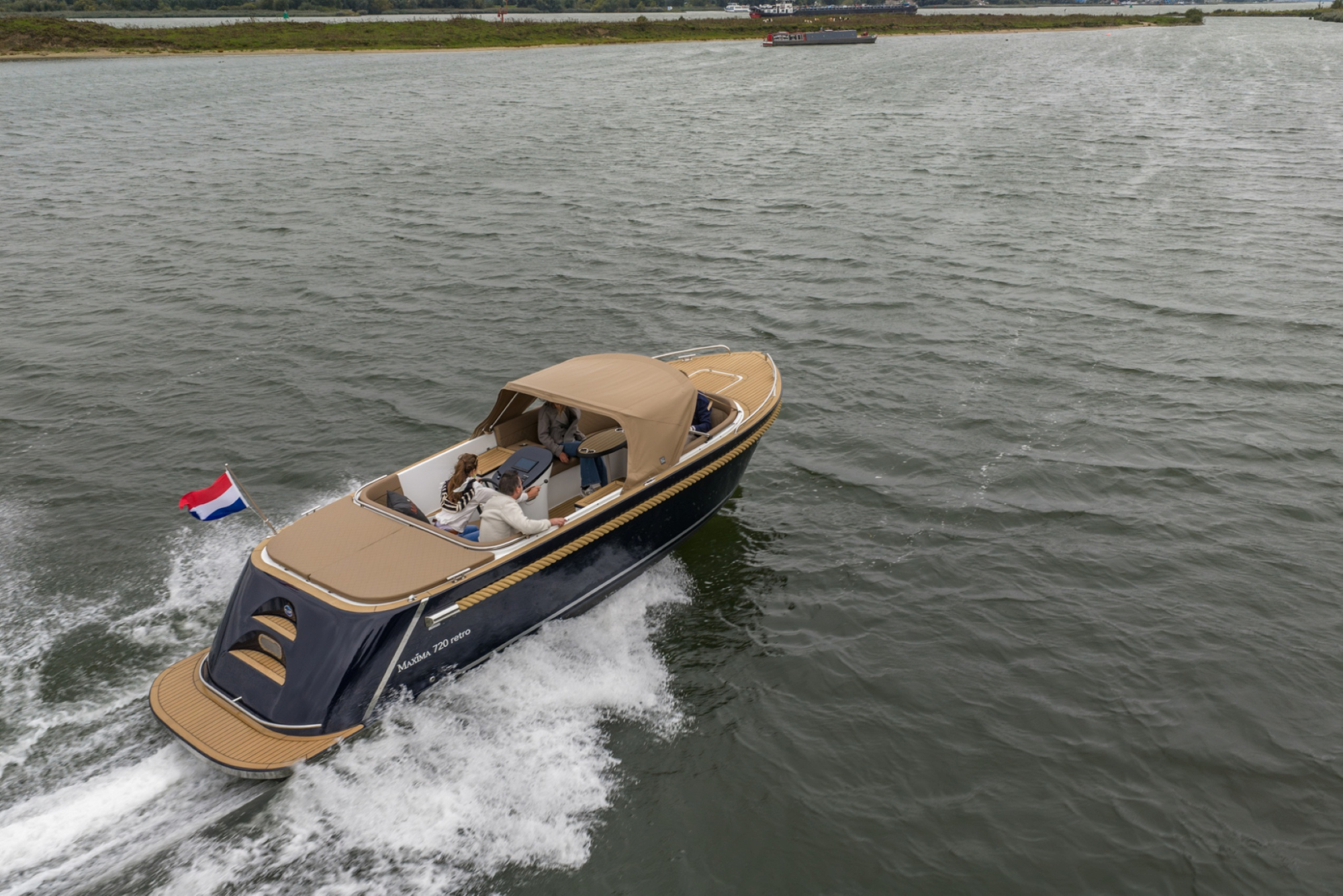 Maxima Boats 720 Retro