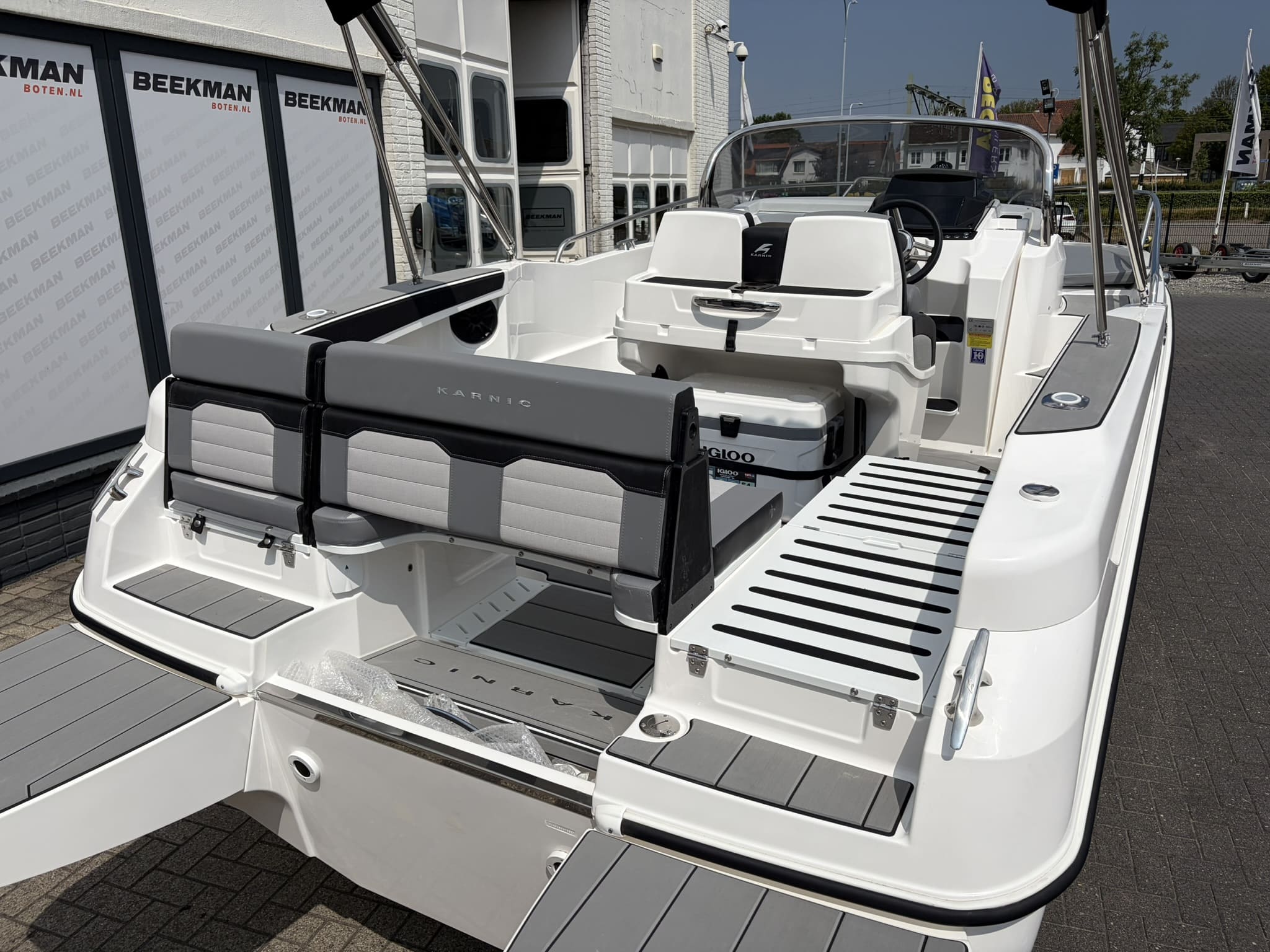 Karnic SL642 Sundeck