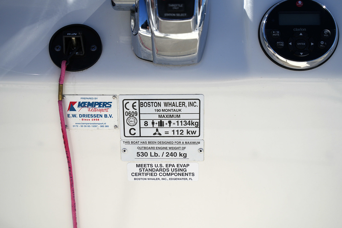 Boston Whaler 190 Montauk