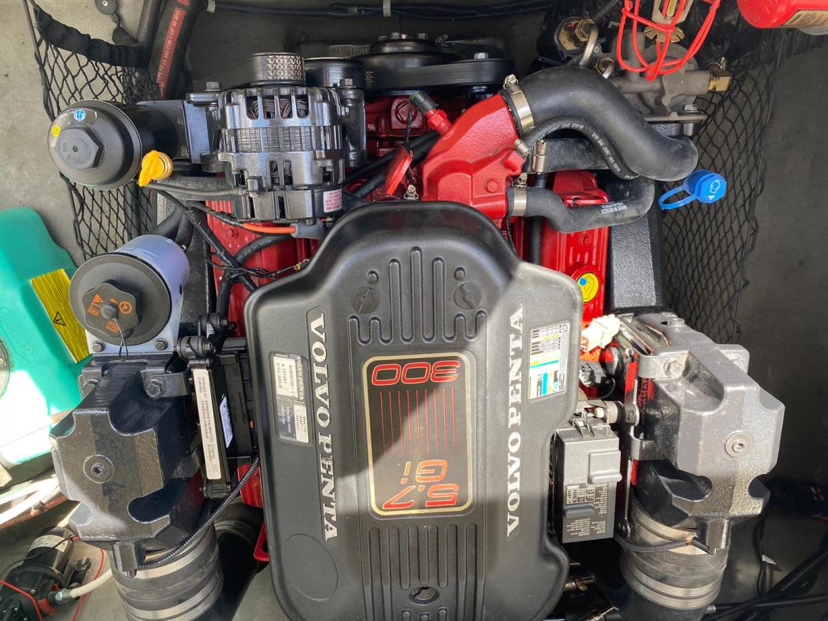 Glastron GLS 215 Bowrider