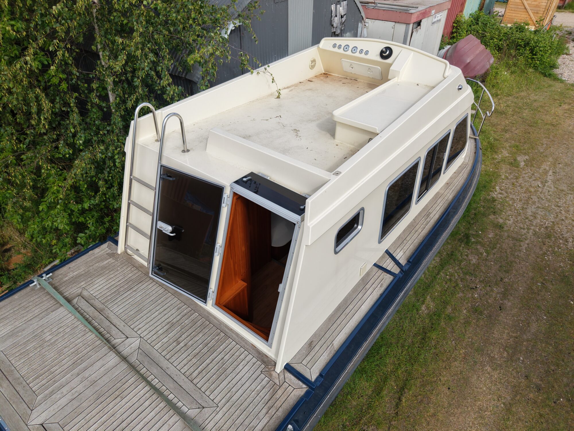 Casco 11.00 OK Flybridge