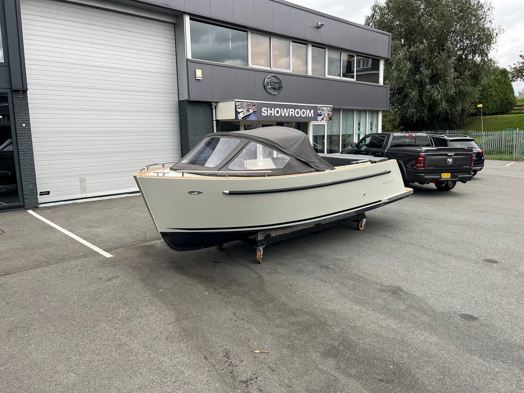 Maxima Boats 630 in Agaatgrijs (RAL 7038) - op voorraad