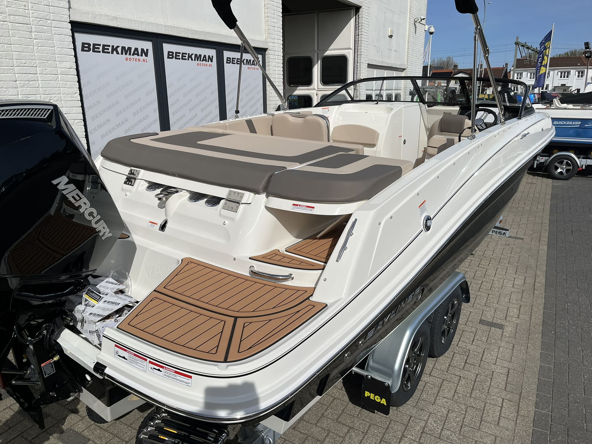 Bayliner VR6 Bowrider