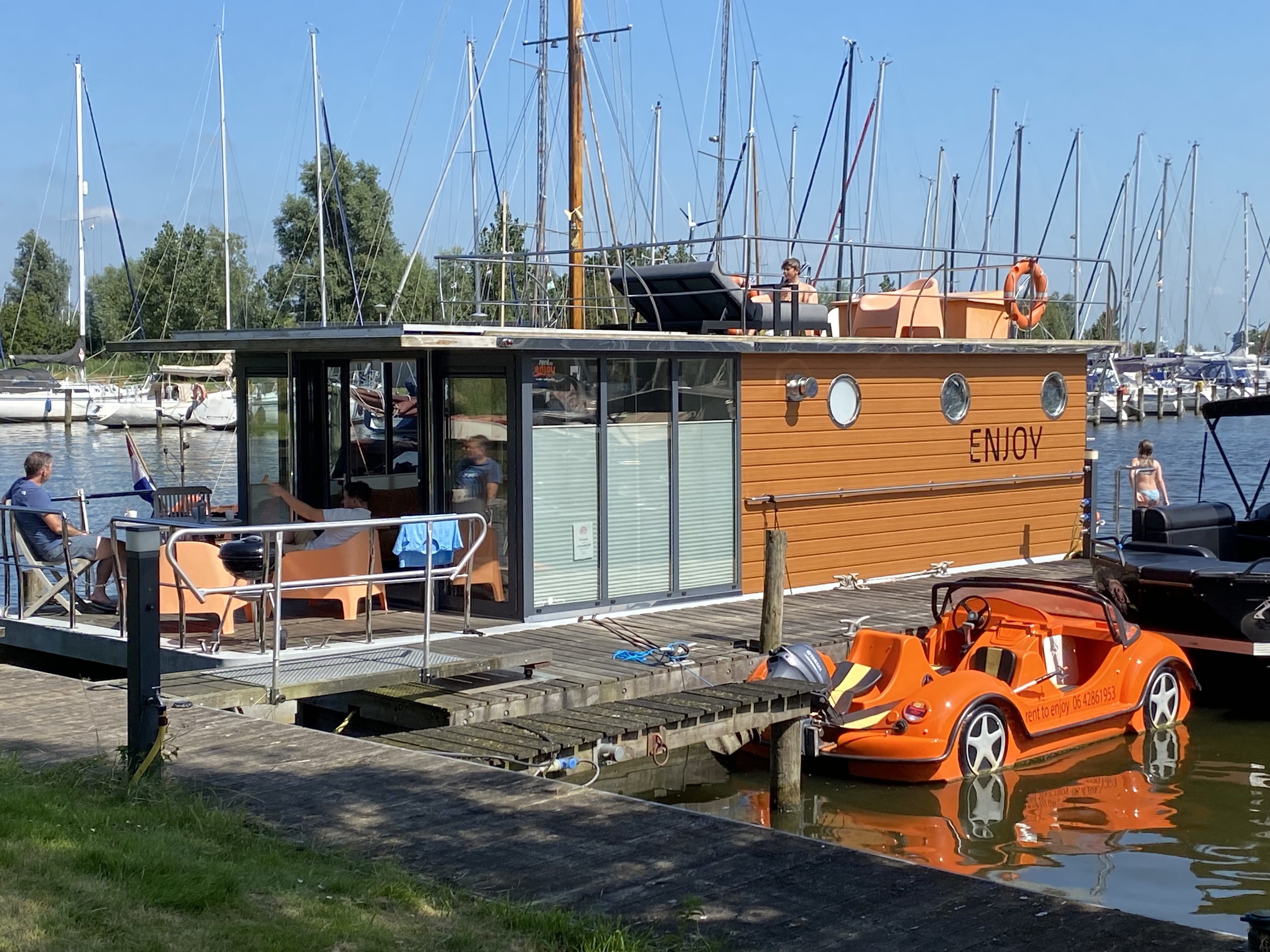 La Mare Houseboat Met Ligplaats Model DFS Aluminium hoofdfoto: 1
