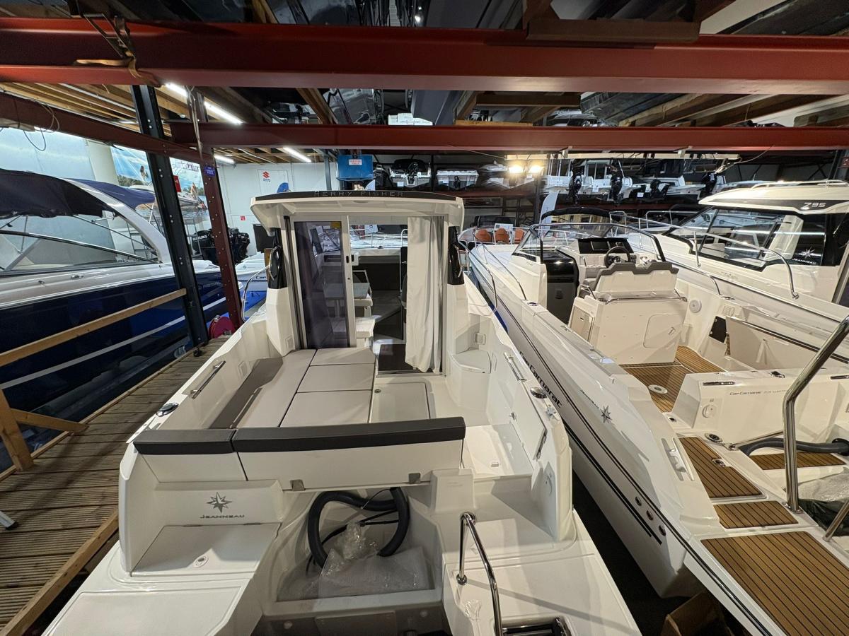Jeanneau Merry Fisher 695 Serie 2. Deze prachtige boot is aanwezig op de Suzuki stand van hiswa te water 2026.